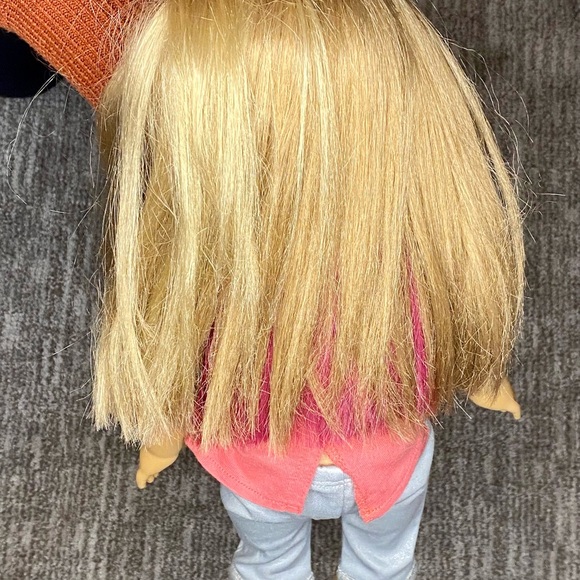 American Girl GOTY 2014 Isabelle Palmer Doll - Picture 3 of 7